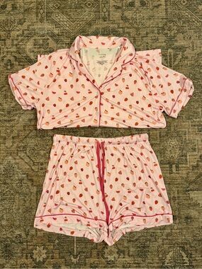 In My Jammers Very Bare-y Button Up Short PJ Set - Size Large